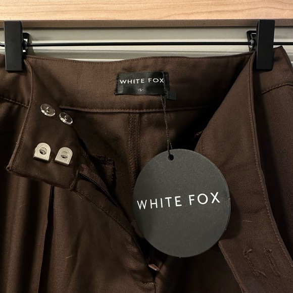 White fox pants - Picture 2 of 4